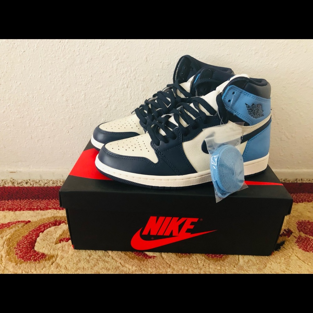 Air Jordan 1 obsidian size 8 - Picture 3 of 5